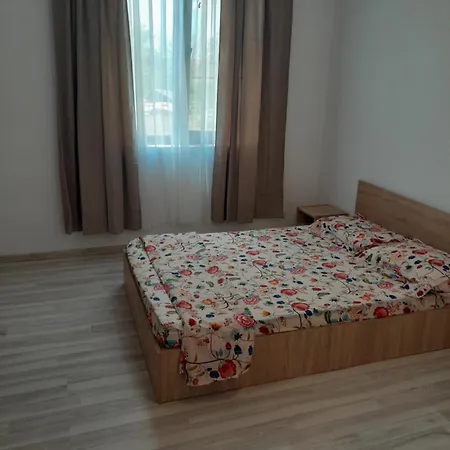 Camelia 3* 艾福雷诺德