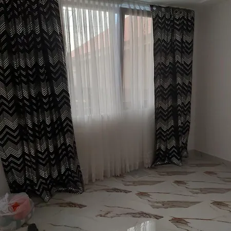 Camelia 招待所 艾福雷诺德